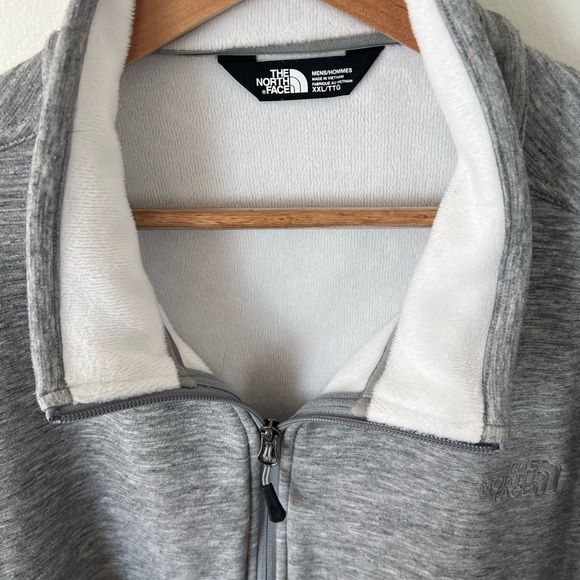 NWOT North Face ZipUp XXL - Picture 3 of 4